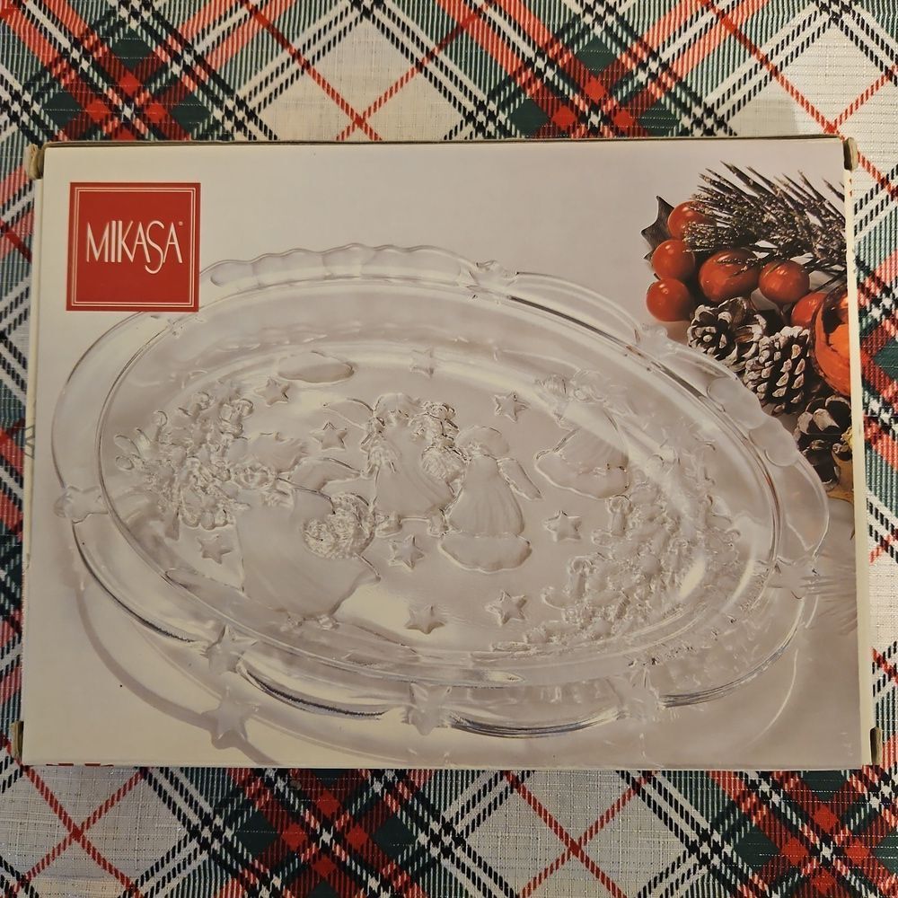 Set Of 2 Mikasa Clear Crystal Holiday Platters